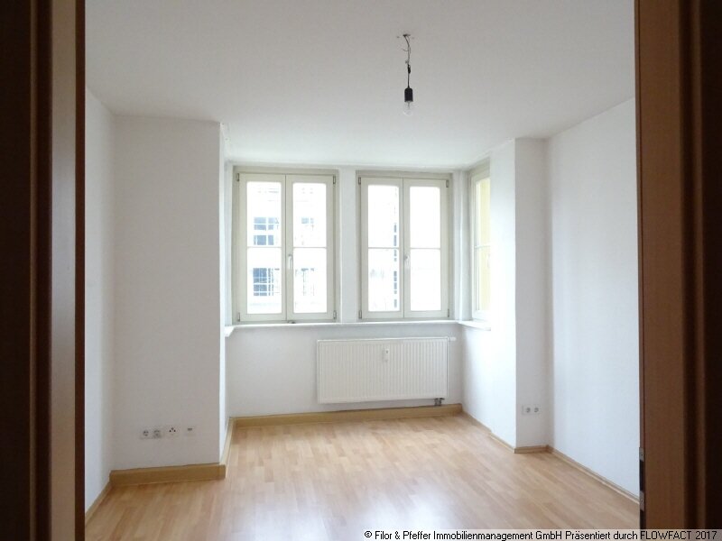 Wohnung zur Miete 343 € 2 Zimmer 46,7 m²<br/>Wohnfläche 1.<br/>Geschoss Große-Diesdorfer-Str. 6-11 Damaschkeplatz Magdeburg 39108