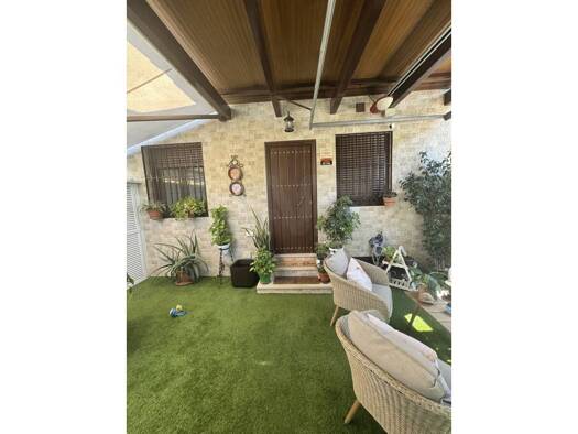 Villa zum Kauf 364.440 € 4 Zimmer 220 m² 80 m² Grundstück Seville 41016