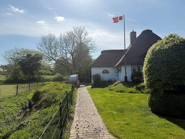 Haus zum Kauf 325.000 € 6 Zimmer 93 m² 760 m² Grundstück Nordhastedt 25785