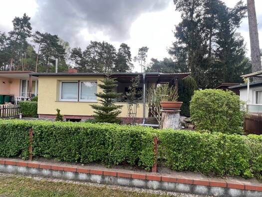 Bungalow zum Kauf 68.000 € 2 Zimmer 40 m² 234 m² Grundstück frei ab sofort Bungalowsiedlung Ostufer Dammendorf Grunow-Dammendorf 15299
