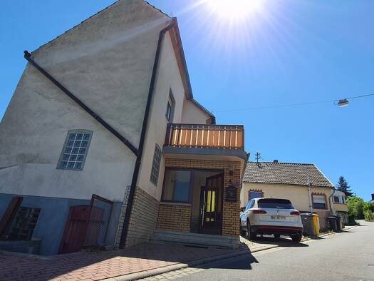 Einfamilienhaus zur Miete 1.100 € 4 Zimmer 130 m² 495 m² Grundstück Lohrheimer Straße 4 Niederneisen 65629