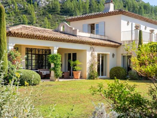 Einfamilienhaus zum Kauf 3.800.000 € 7 Zimmer 350 m² 8.000 m² Grundstück Beaudinard-Eoures GEMENOS 13420