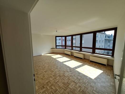 Wohnung zur Miete 980 € 3 Zimmer 98 m² Geschoss 2/4 frei ab 01.06.2026 Holsterhauser Str. 98 Holsterhausen Essen 45147