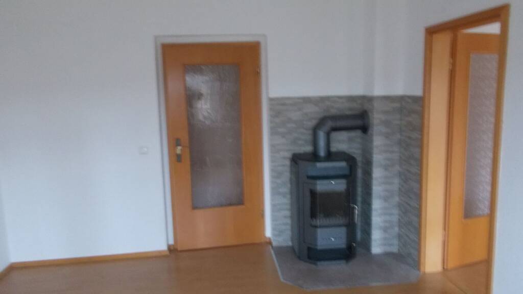 Wohnung zur Miete 490 € 4 Zimmer 75 m² Geschoss EG/1 frei ab sofort Saaldorf 77 Saaldorf Bad Lobenstein 07356