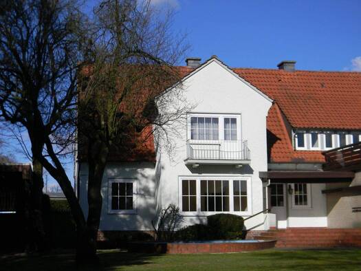 Einfamilienhaus zur Miete 1.640 € 9 Zimmer 209 m² 2.000 m² Grundstück Kattenvenne Lienen 49536