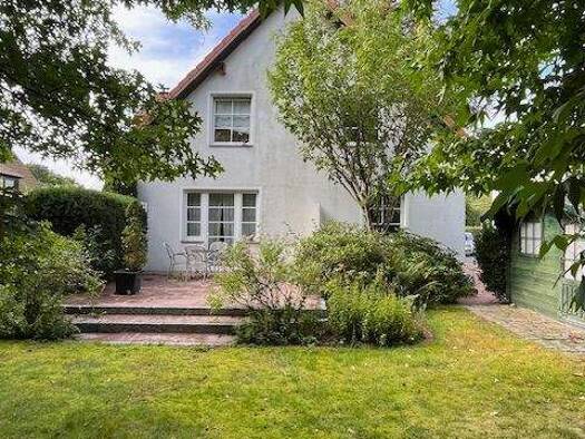 Einfamilienhaus zur Miete 2.400 € 5 Zimmer 147 m² 990 m² Grundstück frei ab sofort Rahlstedt Hamburg 22147