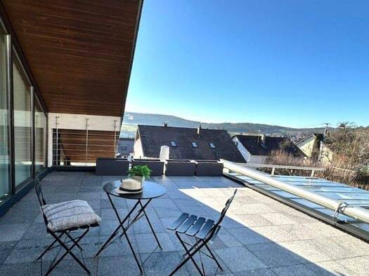 Haus zum Kauf 988.000 € 9 Zimmer 378,4 m² 874 m² Grundstück frei ab sofort Simmozheim 75397