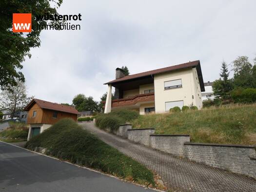 Einfamilienhaus zum Kauf 198.000 € 6 Zimmer 214 m² 1.795 m² Grundstück Kleintettau Tettau 96355