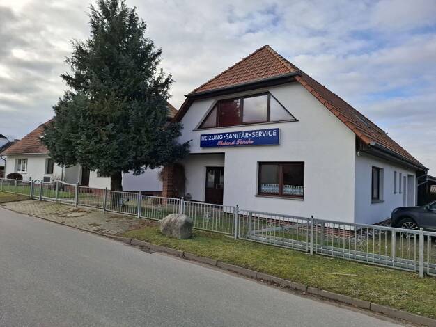 Doppelhaushälfte zum Kauf provisionsfrei 345.000 € 6 Zimmer 155 m² 1.450 m² Grundstück Bussiner Weg 7b Velgast 18469
