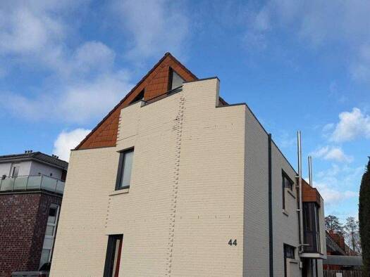 Wohnung zur Miete 750 € 2,5 Zimmer 74 m² 1. Geschoss frei ab sofort Bloherfelde Oldenburg 26131