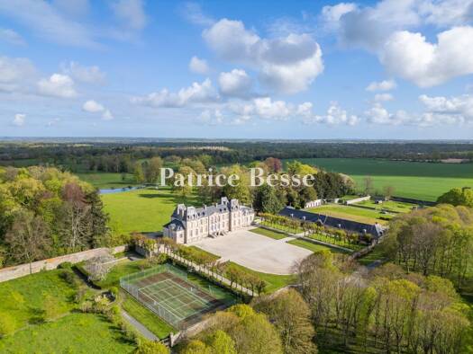 Land-/Forstwirtschaft zum Kauf 2.730.000 € 600.000 m² Grundstück Coeur Centre Ville Bayeux 14400