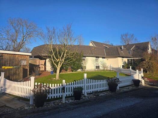 Terrassenwohnung zum Kauf 199.000 € 2 Zimmer 49 m² frei ab sofort Pellworm 25849