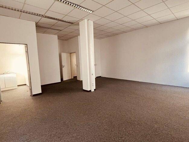 Bürofläche zur Miete 6,50 € 4 Zimmer 135 m² Bürofläche Innenstadt Worms 67547