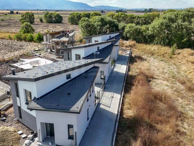 Reihenmittelhaus zum Kauf 350.000 € 4 Zimmer 218,5 m² Ravno Pole