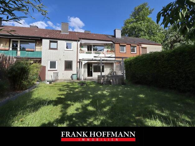 Reihenmittelhaus zum Kauf 450.000 € 6 Zimmer 117,8 m² 295,5 m² Grundstück Harksheide Norderstedt 22844