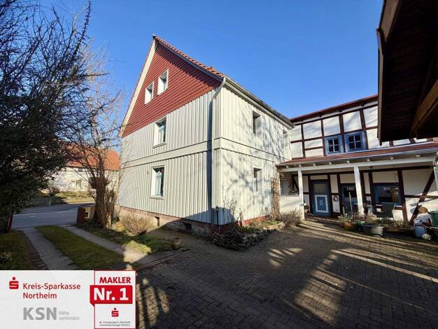 Einfamilienhaus zum Kauf 185.000 € 7 Zimmer 198 m² 689 m² Grundstück frei ab 01.09.2026 Nienhagen Moringen 37186