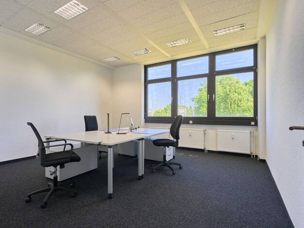 Bürofläche zur Miete 6,50 € 29,8 m² Bürofläche Bretonischer Ring 4 a Neukeferloh Grasbrunn 85630