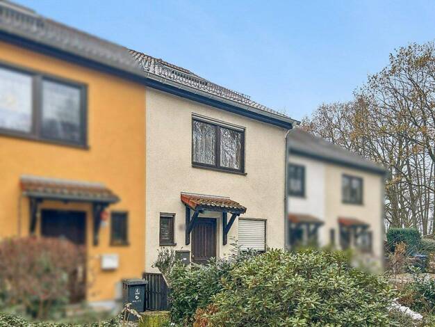 Reihenmittelhaus zum Kauf 299.000 € 5 Zimmer 124 m² 185 m² Grundstück Langebrück 01465
