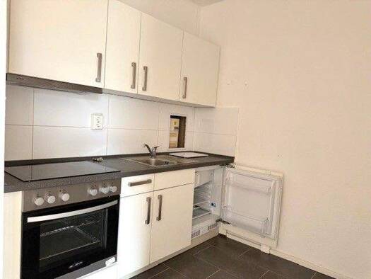 Wohnung zur Miete 282 € 2 Zimmer 51,2 m² 4. Geschoss Marie-Curie-Straße 19 Chrieschwitz Plauen 08529