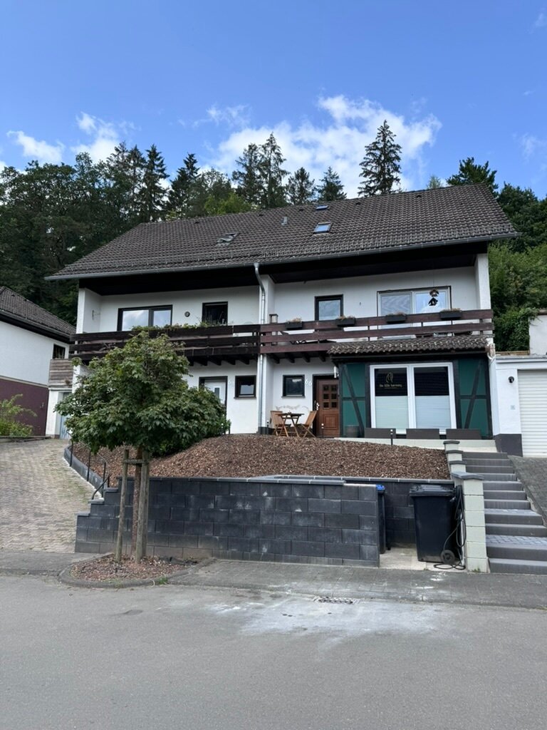 Haus zum Kauf provisionsfrei 229.000 € 7 Zimmer 165 m²<br/>Wohnfläche 307 m²<br/>Grundstück ab sofort<br/>Verfügbarkeit Im Kefferbach 68 Jünkerath 54584