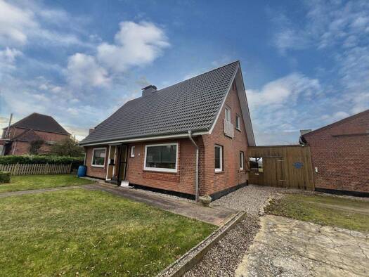 Einfamilienhaus zum Kauf provisionsfrei 265.000 € 6 Zimmer 97,6 m² 1.846 m² Grundstück Nessendorf Blekendorf 24327