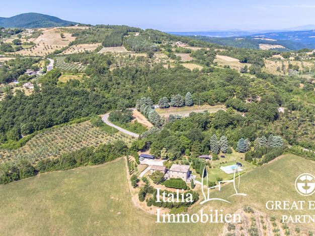 Bauernhaus zum Kauf 1.300.000 € 17 Zimmer 525 m² 13.000 m² Grundstück Baschi 05023
