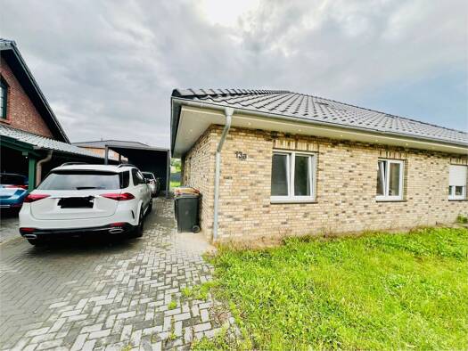 Doppelhaushälfte zur Miete 1.050 € 5 Zimmer 125 m² frei ab sofort Rehden 49453