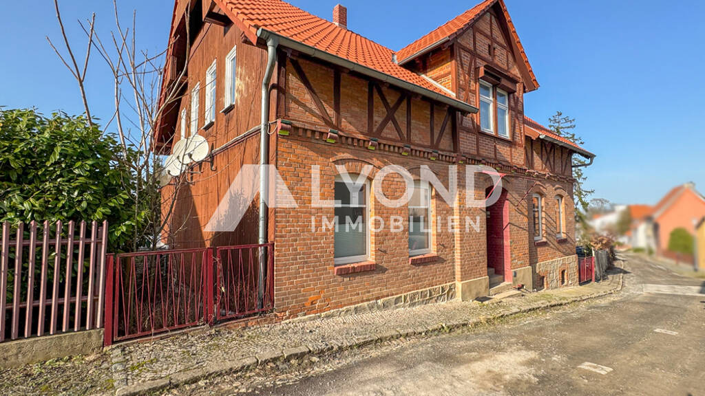 Mehrfamilienhaus zum Kauf 118.000 € 8 Zimmer 234,4 m² 329 m² Grundstück Gernrode 06485