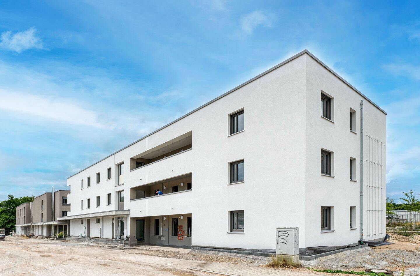 Property thumbnail 2