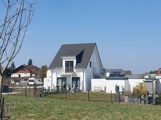 Maisonette zur Miete 950 € 4 Zimmer 66,5 m² Geschoss 1/2 frei ab 01.08.2026 Kehrholzring 13 Langlau Pfofeld 91738