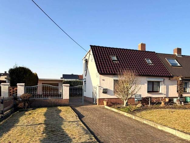 Doppelhaushälfte zum Kauf 150.000 € 6 Zimmer 118,2 m² 600 m² Grundstück Schillerstraße 40 Sandersdorf Sandersdorf-Brehna 06792