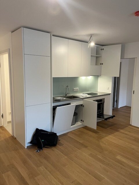 Terrassenwohnung zur Miete 862 € 2 Zimmer 53,4 m²<br/>Wohnfläche EG<br/>Geschoss 01.12.2024<br/>Verfügbarkeit Eduardgasse Wien(Stadt) 1180