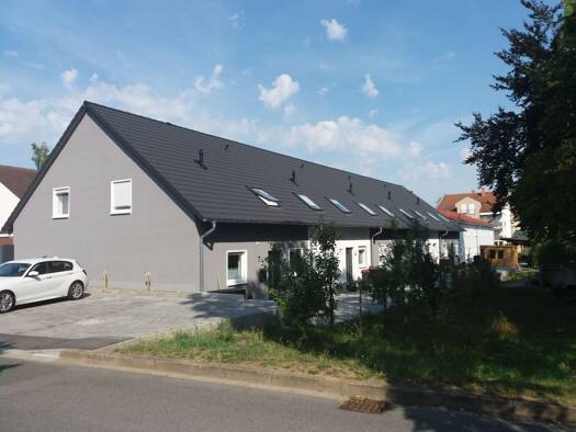 Reihenhaus zur Miete 1.100 € 6 Zimmer 120 m² frei ab 01.06.2026 Oberwallenstadter Weg 33 Lichtenfels 96215