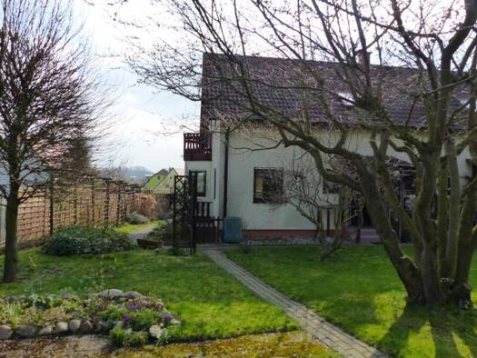 Doppelhaushälfte zum Kauf 200.000 € 4 Zimmer 110 m² 975 m² Grundstück Thalheim Oschatz 04758