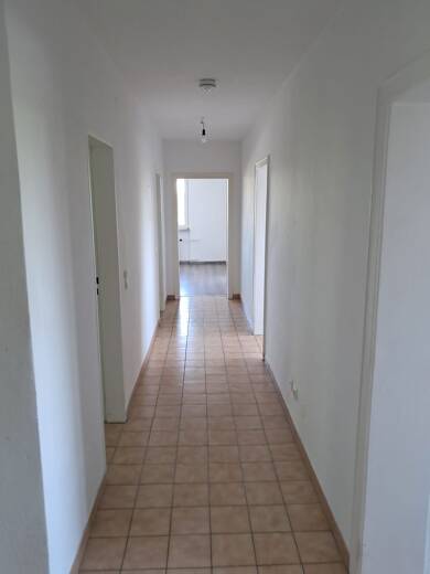 Wohnung zur Miete 660 € 3 Zimmer 89 m² 5. Geschoss frei ab sofort Gustavsburger Straße 20 Wanheim - Angerhausen Duisburg 47249