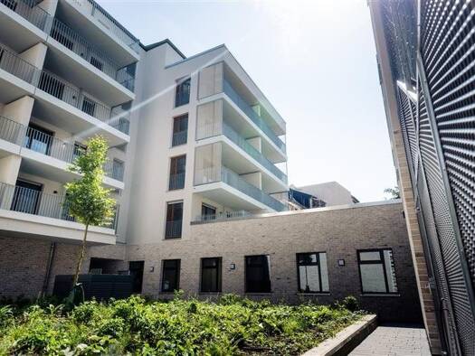 Wohnung zum Kauf - Erstbezug provisionsfrei 1.975.000 € 4 Zimmer 171,3 m² 3. Geschoss Ostend Frankfurt am Main 60385