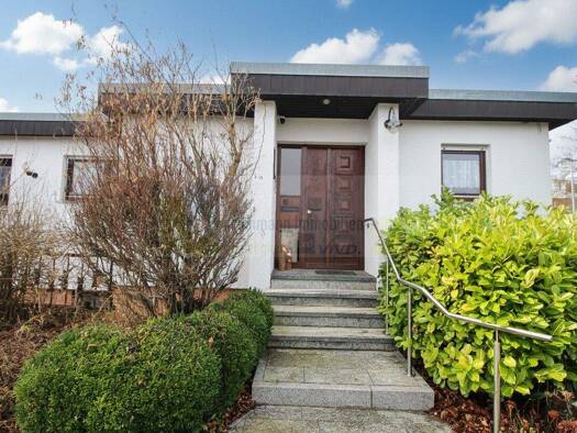 Bungalow zum Kauf 439.000 € 6 Zimmer 143 m² 489 m² Grundstück Villingen Villingen-Schwenningen 78050