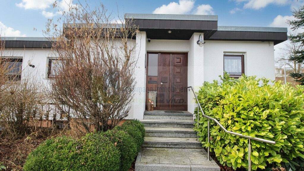 Bungalow zum Kauf 439.000 € 6 Zimmer 143 m² 489 m² Grundstück Villingen Villingen-Schwenningen 78050