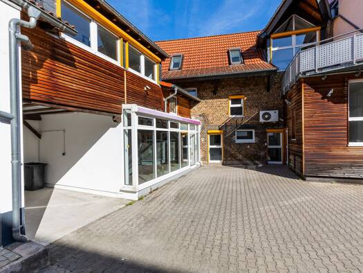 Bürofläche zur Miete 1.825 € 4,5 Zimmer 179 m² Bürofläche Bischofsheim 65474
