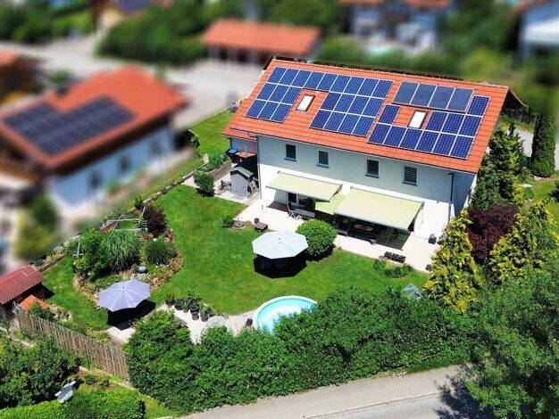 Mehrfamilienhaus zum Kauf 875.000 € 9 Zimmer 270 m² 915 m² Grundstück Labering Kienberg 83361