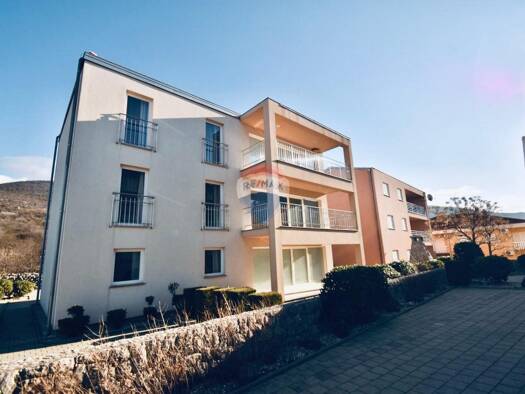 Wohnung zum Kauf 300.000 € 3 Zimmer 97 m² 2. Geschoss Novi Vinodolski 51250
