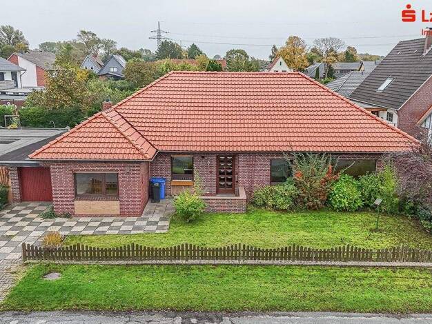 Bungalow zum Kauf 198.000 € 6 Zimmer 127,6 m² 411 m² Grundstück frei ab sofort Blexen Nordenham 26954