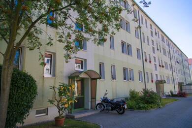 Wohnung zur Miete 369 € 3 Zimmer 56,5 m² EG Franz-Kögler-Ring 11 Wasserberg - West Freiberg 09599