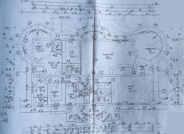 Haus zum Kauf provisionsfrei 1.299.000 € 21 Zimmer 758 m² 968 m² Grundstück Hévíz
