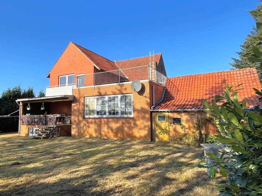 Mehrfamilienhaus zum Kauf 220.000 € 8 Zimmer 233 m²<br/>Wohnfläche 1.816 m²<br/>Grundstück Landesbergen Landesbergen 31628