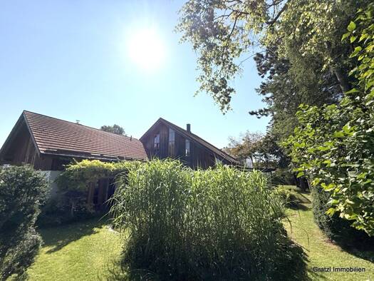 Einfamilienhaus zum Kauf 2.380.000 € 7 Zimmer 461,1 m² 1.390 m² Grundstück frei ab 01.11.2025 Pretzen Erding 85435