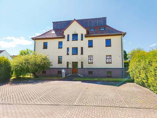 Haus zur Versteigerung 19.000 € 348 m² 680 m² Grundstück Alte Dorfstraße 24 Beerwalde Erlau 09306