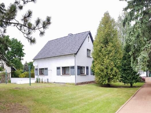 Einfamilienhaus zum Kauf 600.000 € 4 Zimmer 100 m² 3.000 m² Grundstück Radebeul 01445