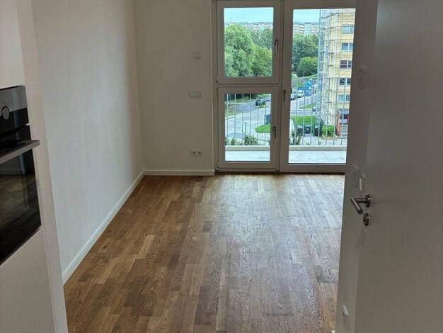 Wohnung zur Miete 700 € 1 Zimmer 25 m² Marzahn Marzahn-Hellersdorf 12681