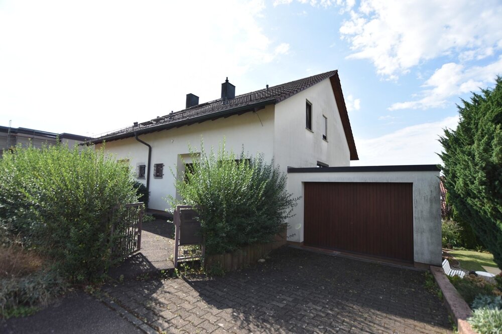 Doppelhaushälfte zum Kauf 395.000 € 5 Zimmer 104 m²<br/>Wohnfläche 268 m²<br/>Grundstück Eislingen Eislingen/Fils 73054